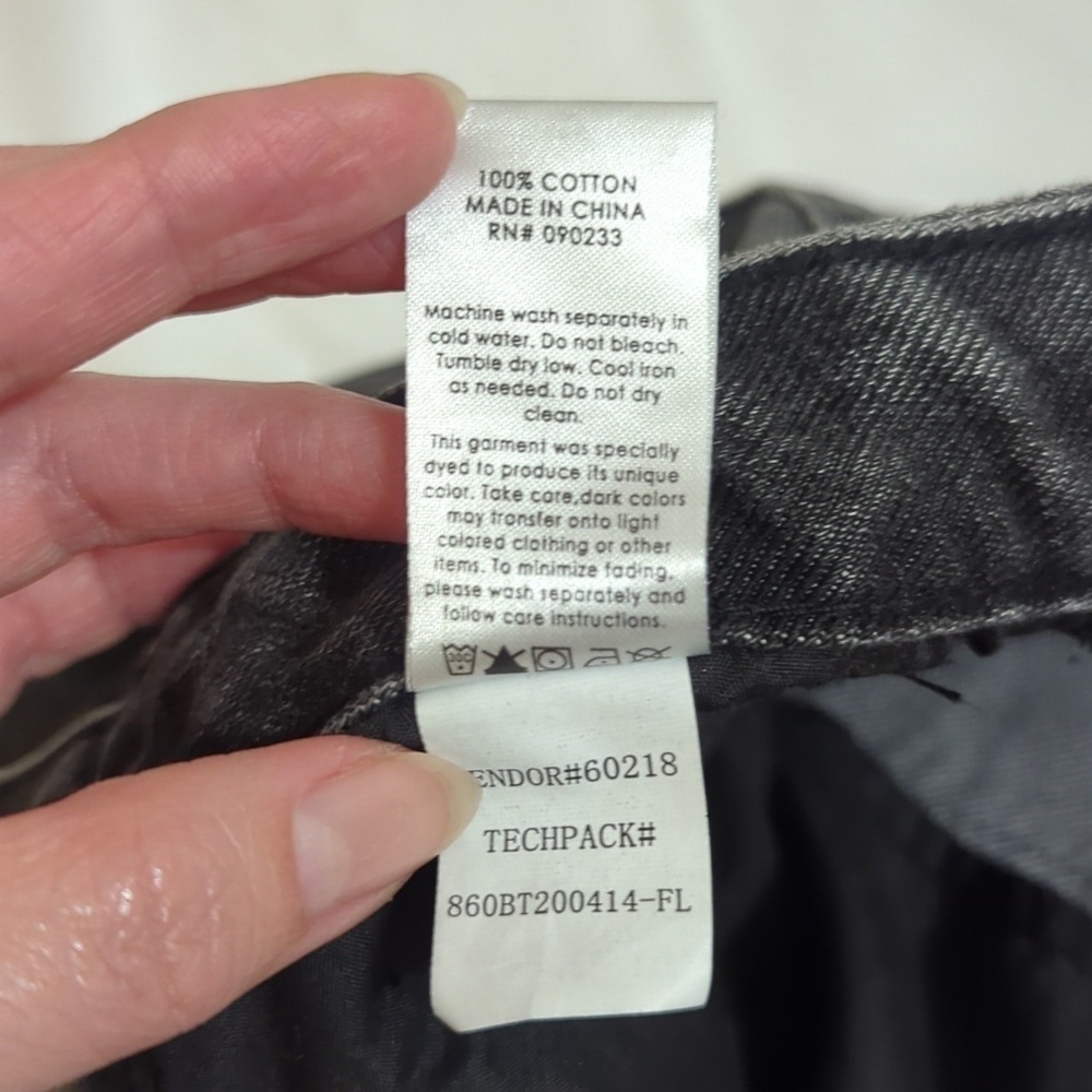 Pacsun Washed Ripped '90s Boyfriend Jeans, Color Washed Black Size 26 - Picture 15 of 16